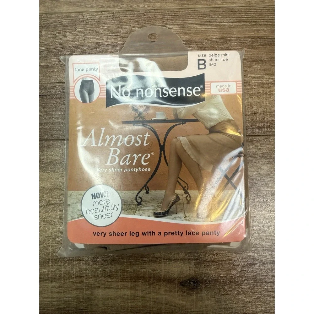 VTG No‎ Nonsense Women's B Almost Bare Beige Mist Sheer Toe Pantyhose NIP